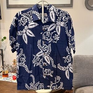 Pataloha Navy and White Floral Men's Shirt